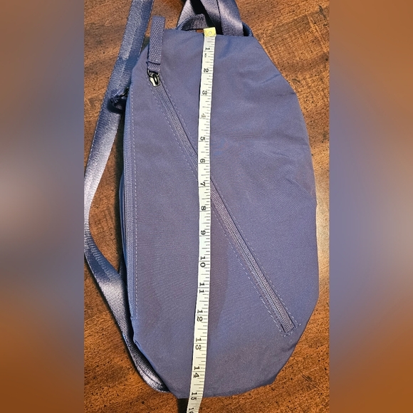 DAE Sling Backpack Athletic Bag Muted Berry NWOT - Picture 11 of 12